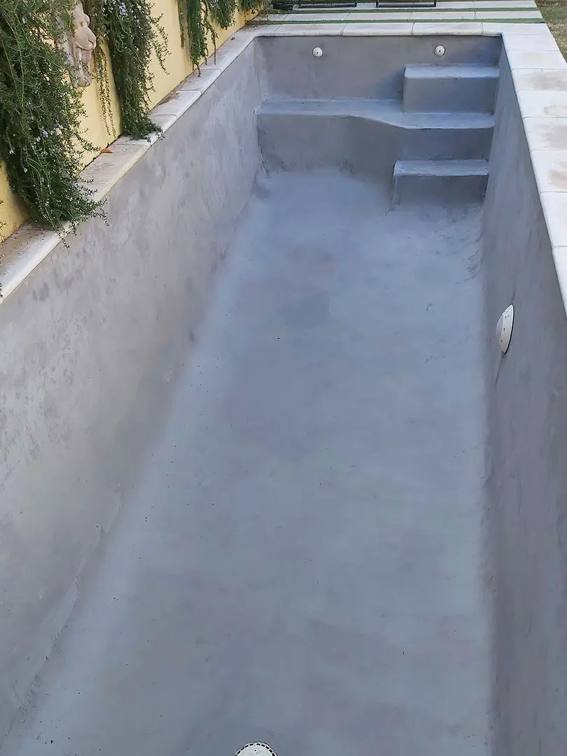 Proyecto revestimiento piscina de hormigón Pool Piscinas